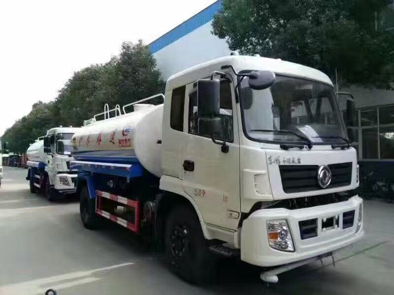 12噸(12方)東風(fēng)專用底盤(pán)綠化灑水車(chē)價(jià)格