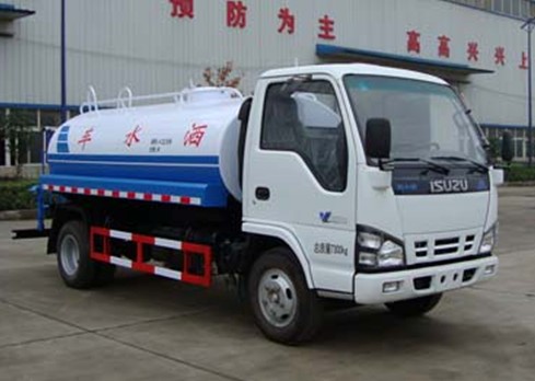 慶鈴五十鈴5噸綠化灑水車廠家價格
