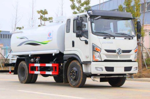 12噸灑水車要什么駕照_東風(fēng)專底D1駕駛室12噸綠化灑水車廠家價(jià)格