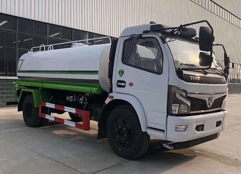 10方灑水車廠家_國六10噸東風多利卡綠化灑水車