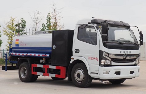 小型灑水車廠家報(bào)價(jià)_5方純電動(dòng)小型灑水車