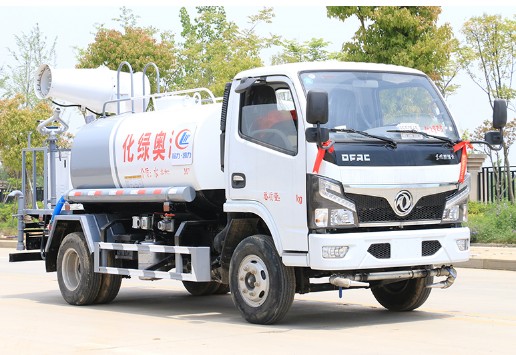 藍(lán)牌灑水車噸位及價(jià)格_國六4噸東風(fēng)小福瑞卡藍(lán)牌噴霧灑水車廠家價(jià)格
