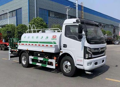 電動(dòng)霧炮灑水車(chē)_東風(fēng)多利卡5噸純電動(dòng)灑水車(chē)