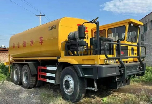 二手40方礦山灑水車_二手臨工重機(jī)礦山灑水車 二手40方礦山灑水車_二手臨工重機(jī)礦山灑水車